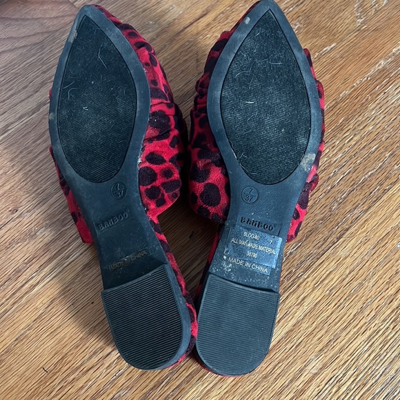 HOLIDAY SALE Cheetah Flats - Picture 4 of 4